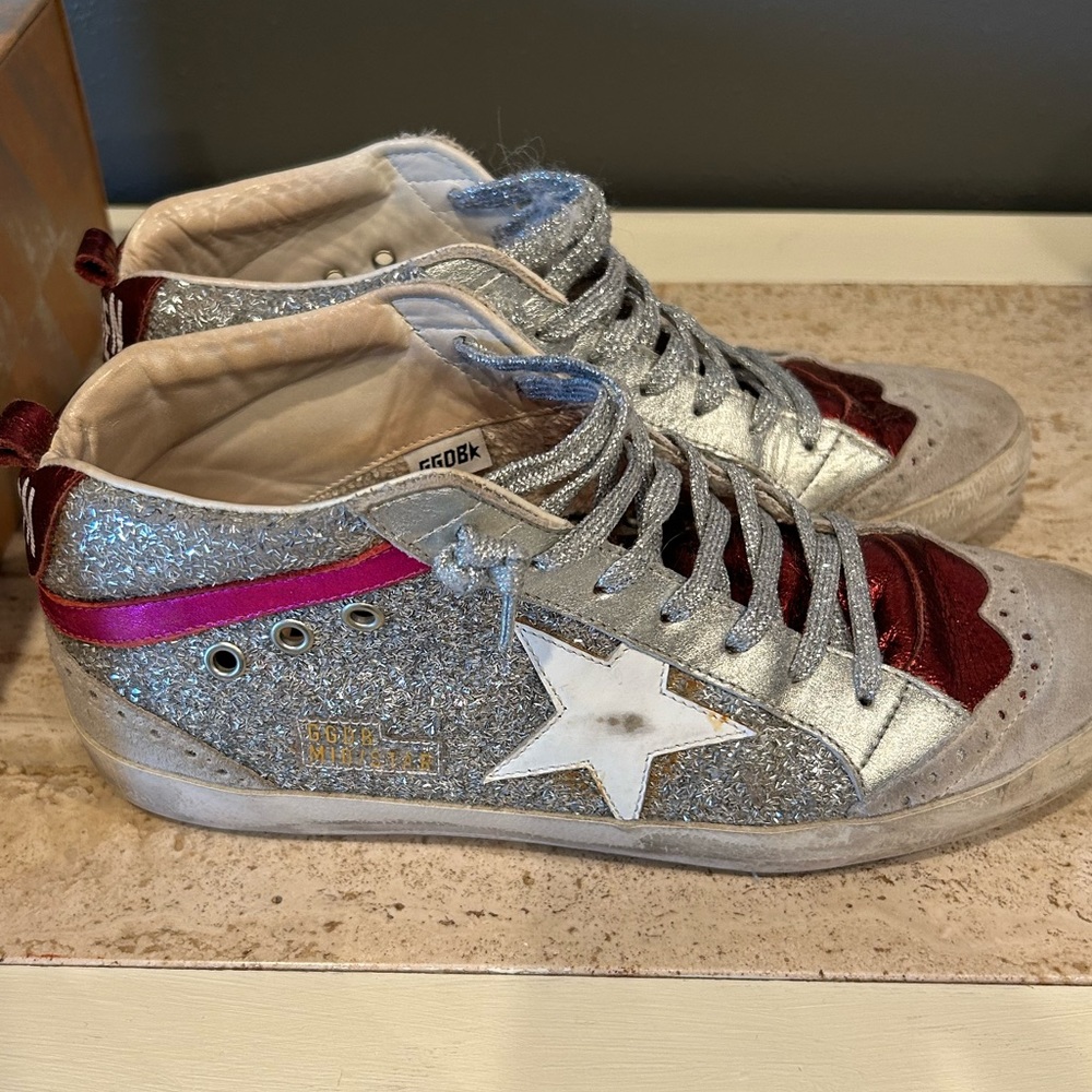 Golden Goose mid star size 40